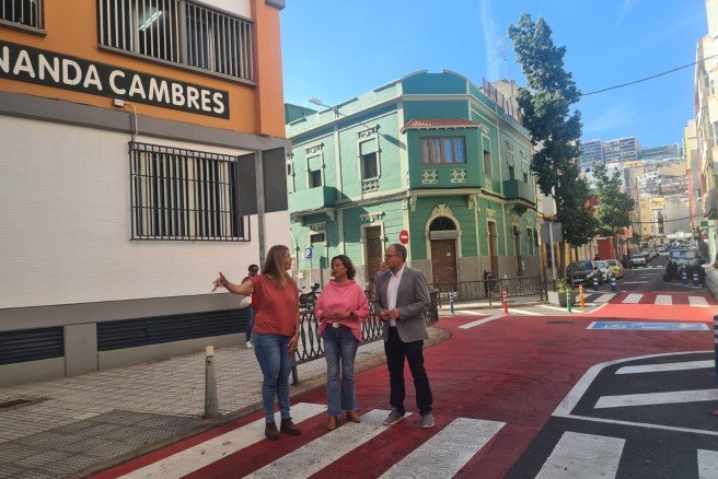 La Concejalía de Movilidad ejecuta un nuevo entorno escolar seguro en el CEIP Nanda Cambres